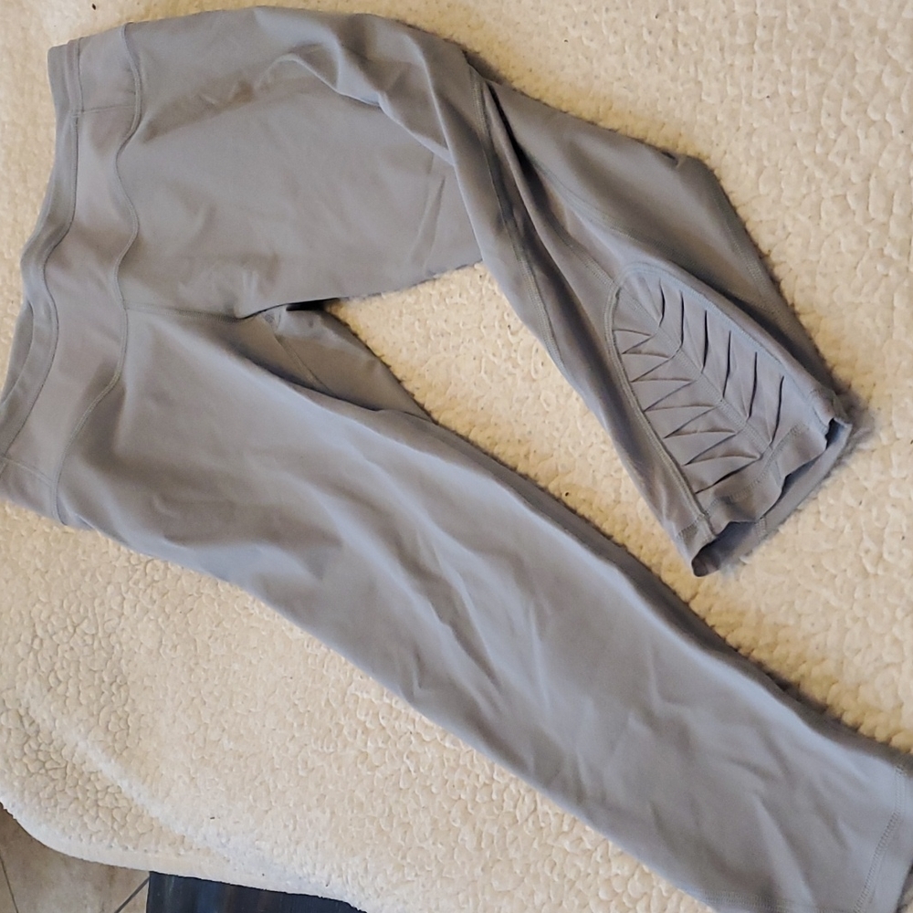 Victoria secret Grey, Capri leggings